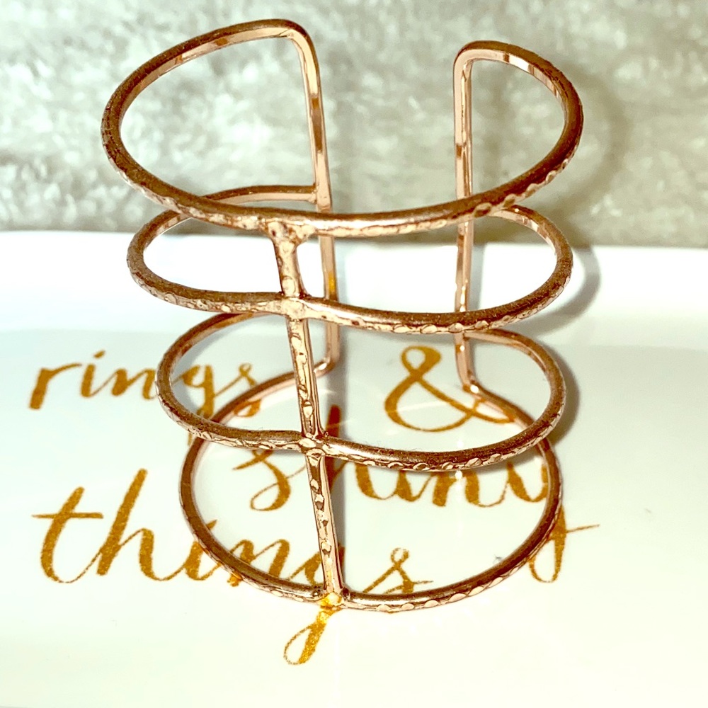 Art! Gorgeous! Rose gold
